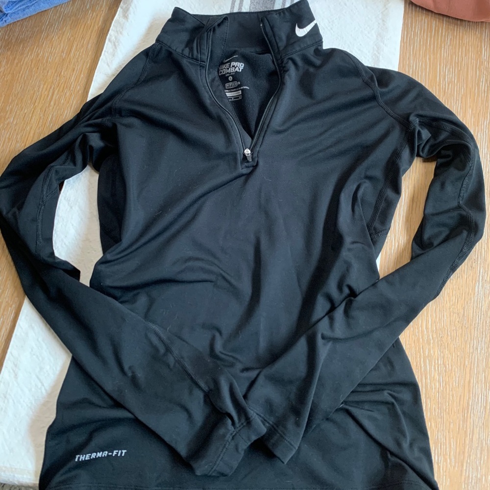Nike pullover